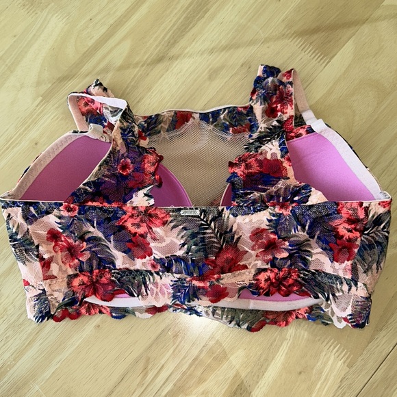 Large DD Victoria’s Secret PINK slightly padded floral lace bralette - Picture 3 of 4